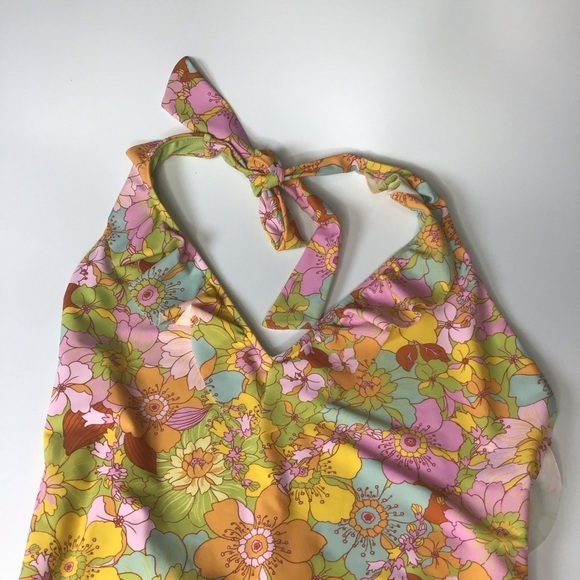 Show Me Your Mumu Cape Cod One Piece Swimsuit in Groovy Blooms Size XLarge. - Picture 4 of 11